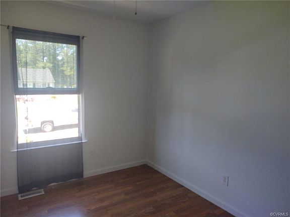 5th image of 1613 Almond Creek Ct