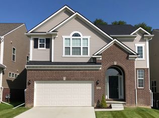 2857 Dillon Dr, Ann Arbor, MI