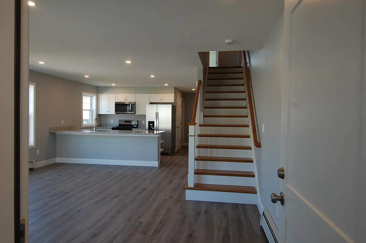 Building Photo - 9 Bolton Rd #N