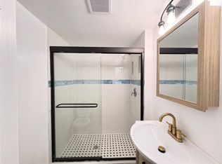 1045 Flemington St, Pittsburgh, PA 15217