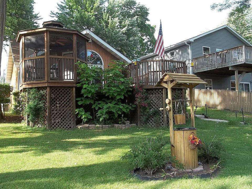 1st image of 25050 W Forest Dr