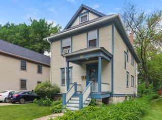 70 Bluff Ave, La Grange, IL 60525