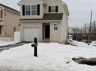 300 Liberty Blvd, New Castle, DE 19720