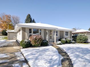 912 Ostergaard Ave, Racine, WI 53406