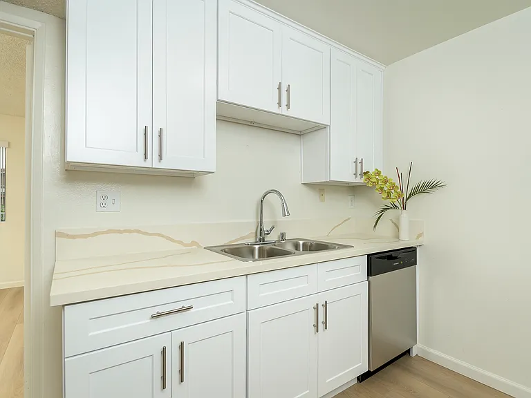 1234 Stanley Ave #104 — Photo 7