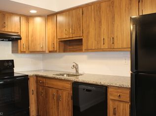 154 Overlook Dr #2908, Clinton, NJ 08809