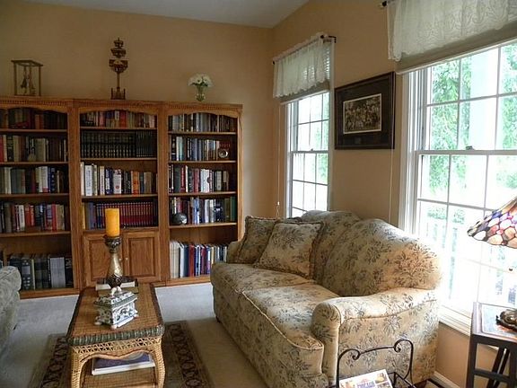 4th image of 69727 Knottingham Ln