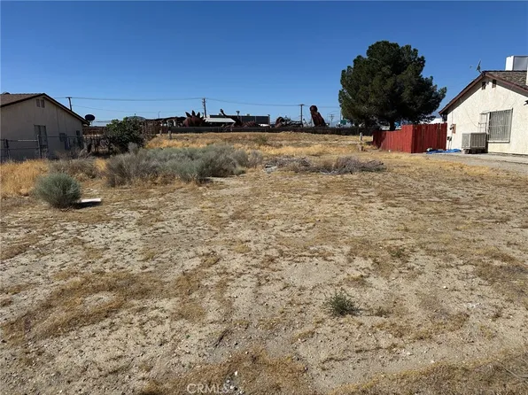 15545 Tamarack Dr Lot 34, Victorville, CA 92395