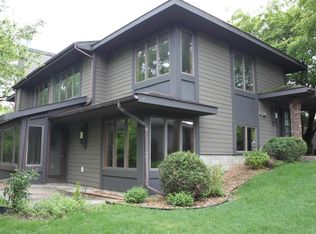 1244 19th Ave NE, Rochester, MN 55906