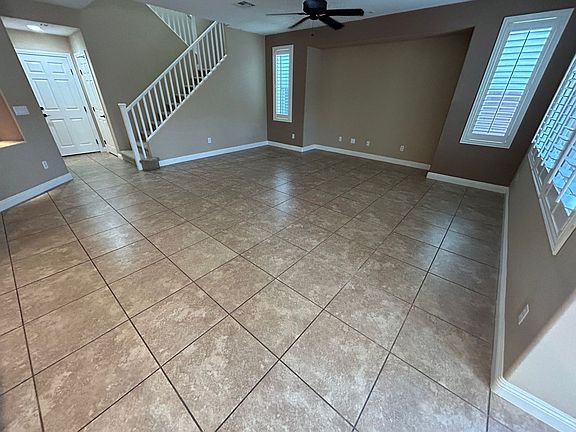 3rd image of 5342 Hollymead Dr