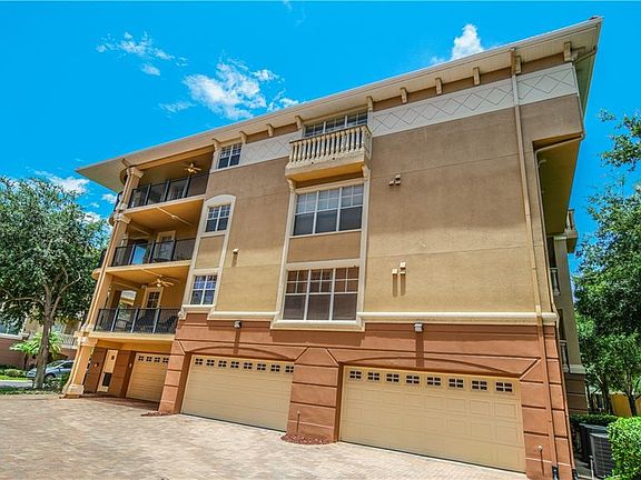 3rd image of 914 Lotus Vista Dr APT 302