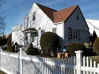 1st image of 185 Goldenrod Ave