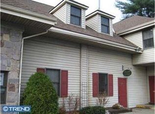 218 Pennsylvania Ave APT B, Oreland, PA 19075