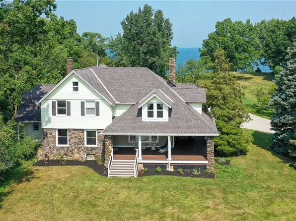 31103 Lake Shore Blvd, Willowick, OH 44095