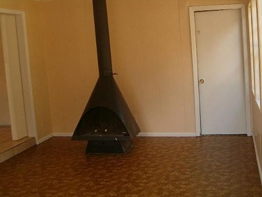 3rd image of 5007 GUINEVERE ST