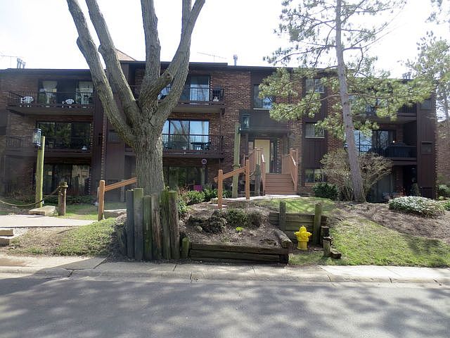 1st image of 65 Pier Dr APT 302