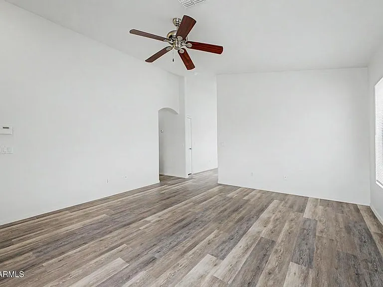 12749 W Sweetwater Ave — Photo 9