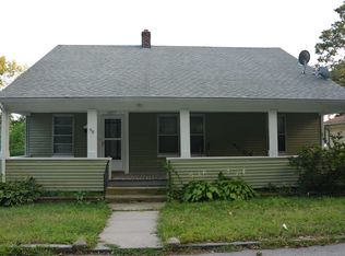 98 Angell Ave, North Providence, RI 02911