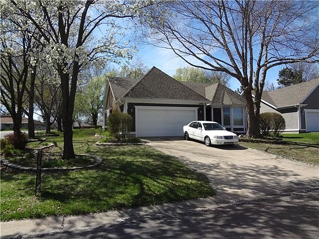 1st image of 1304 N 79th Ter
