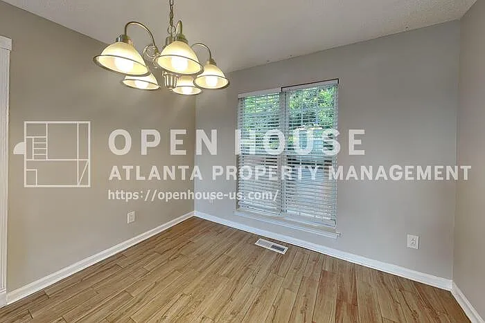 6017 Bordeau Walk SE — Photo 6