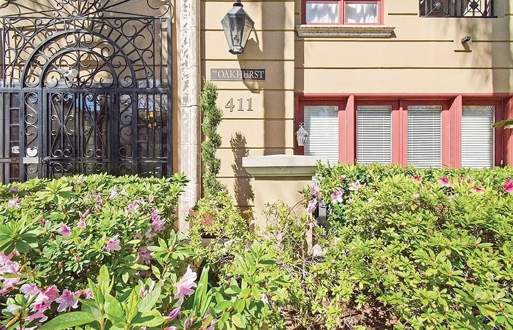 3 bed, 2.5 bath, 1820 sqft, $8,500 — Photo 2