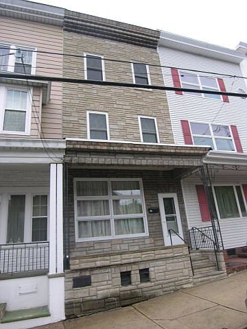1st image of 113 S Main St