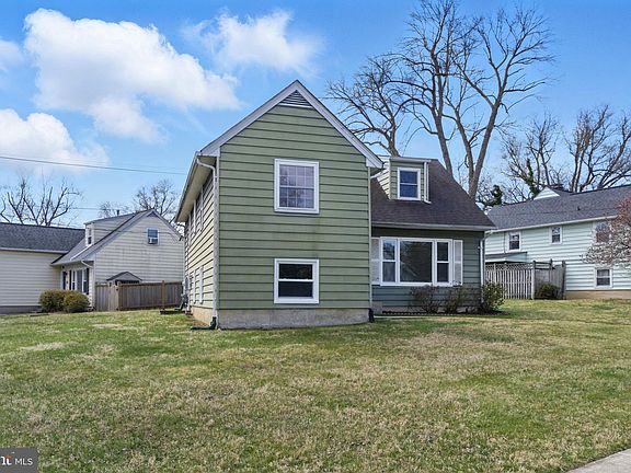 2nd image of 13533 Grenoble Dr