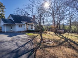 260 Davis Rd, Sylva, NC 28779