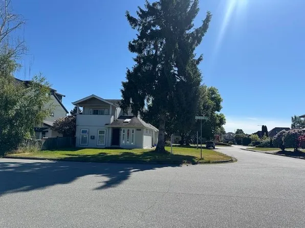 7920 Frobisher Dr, Richmond, BC V7C 4N5