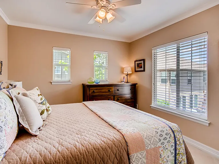 10616 Clearview Ln — Photo 12