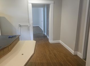 932 S 1st St #1, Louisville, KY 40203