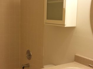 32 Richmond St, Newark, NJ 07103