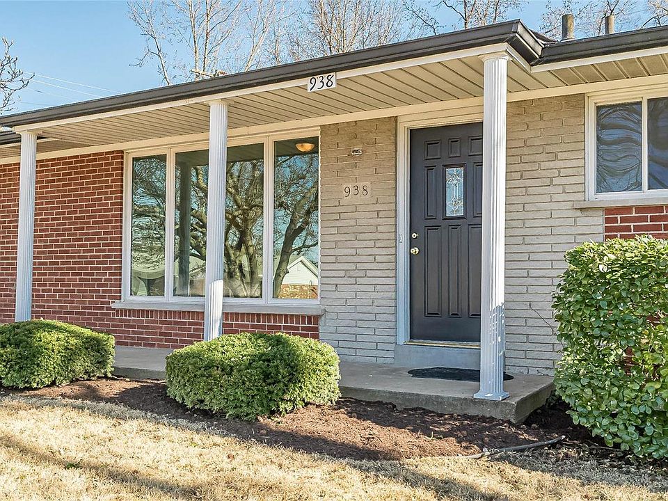 1st image of 938 Rosaire Dr