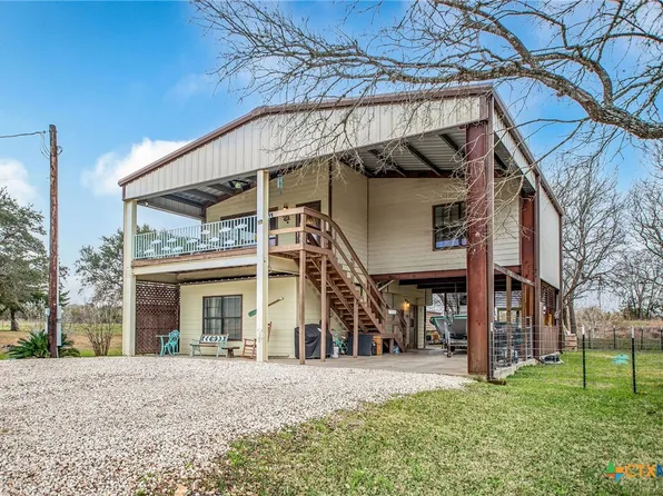 4685 County Road 328, Edna, TX 77957