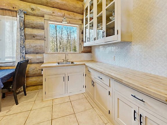 5th image of 65260 Markville Rd