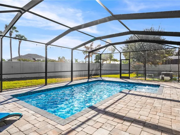 330 Sebastian Crossings Blvd, Sebastian, FL 32958