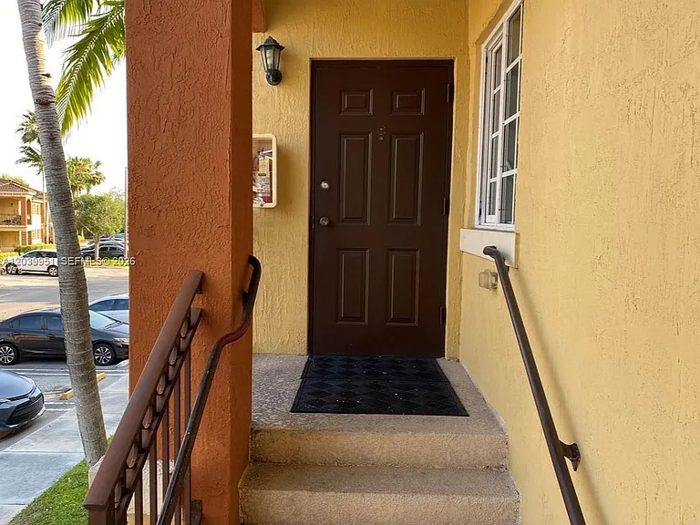930 NE 34th Ave #202 — Photo 13