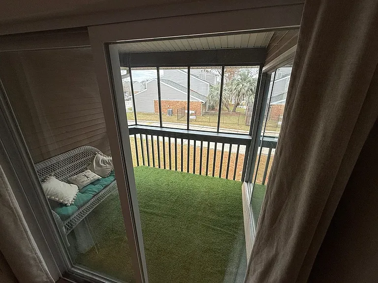 186 Avant Garde Cir — Photo 27