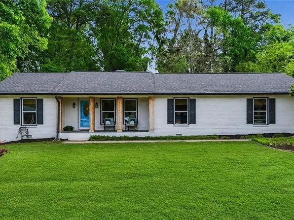 4003 Lafayette Dr, Powder Springs, GA 30127