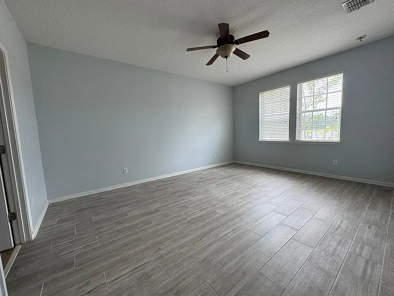 6430 Huntscott Pl — Photo 11