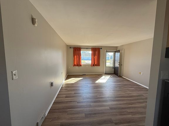 2nd image of 4126 W Belle Ave