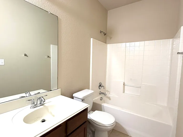 2774 Waterfall Ln — Photo 3
