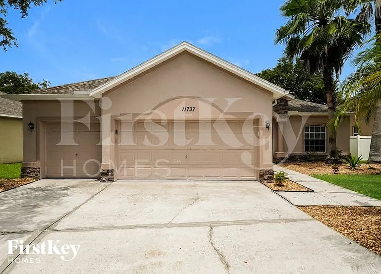 11737 Summer Springs Dr — Photo 1