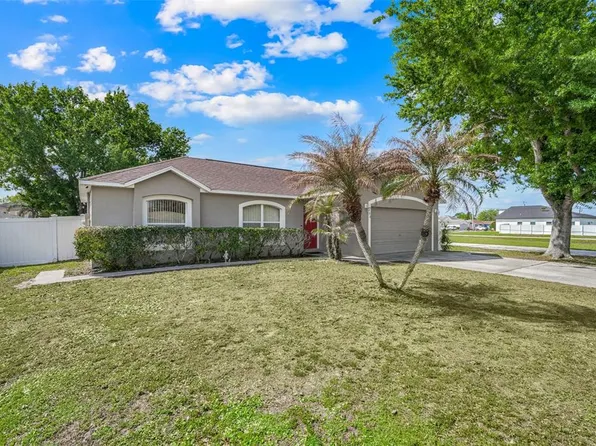 902 Cannes Dr, Kissimmee, FL 34759