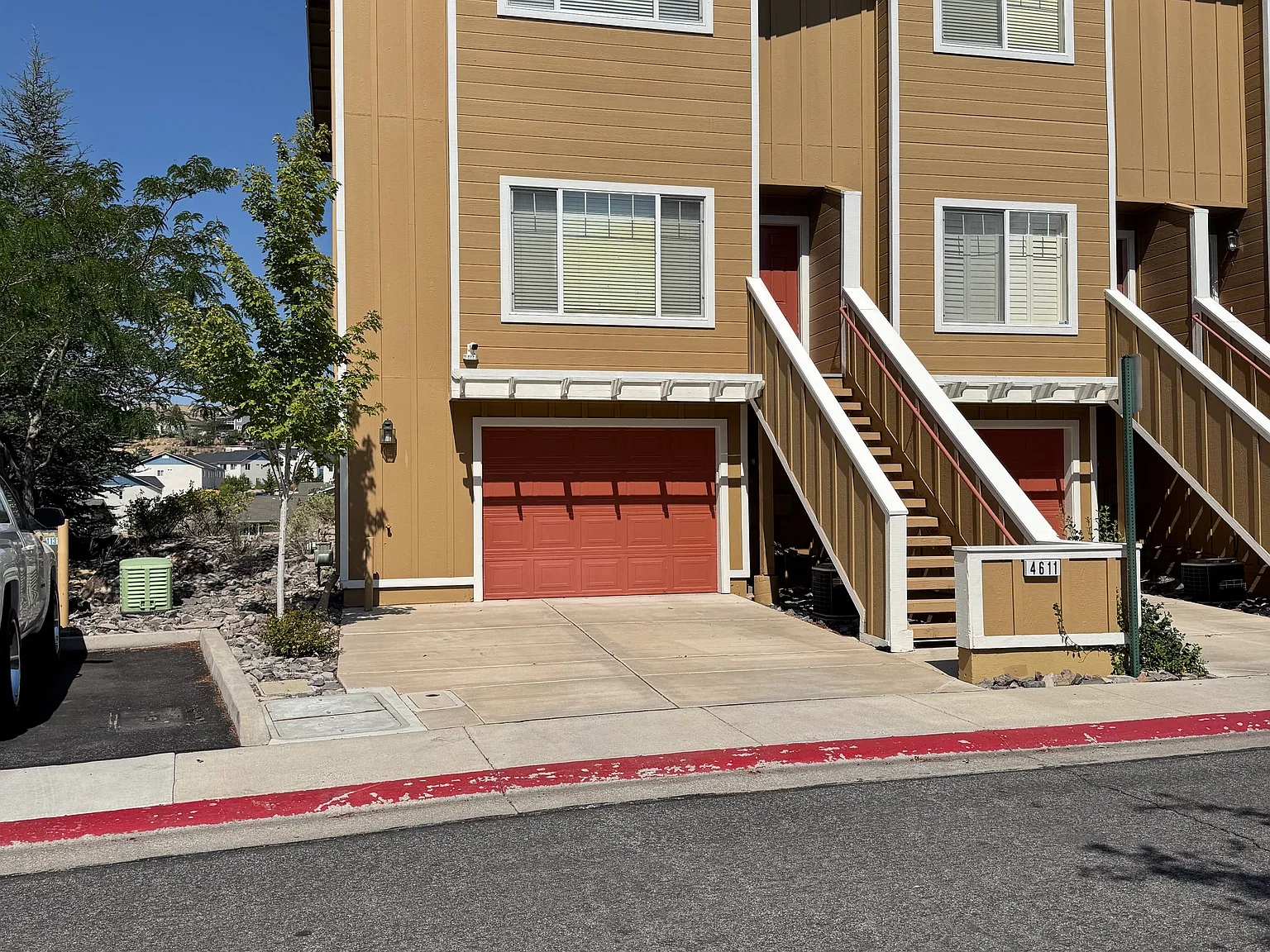 3 bed, 2.5 bath, 1460 sqft, $2,275 — Photo 1
