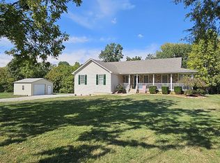 440 Stoney Ln, Taylorsville, KY