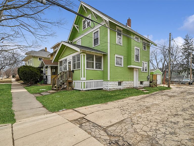 Listing photo 3