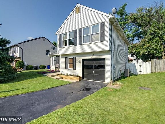 Cul de sac living, 2,276 sq. ft.