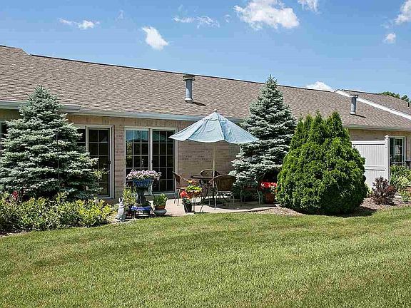 5th image of 1506 River Pines Dr