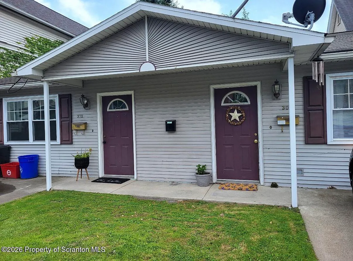 1 bed, 1.0 bath, 640 sqft, $950 — Photo 1